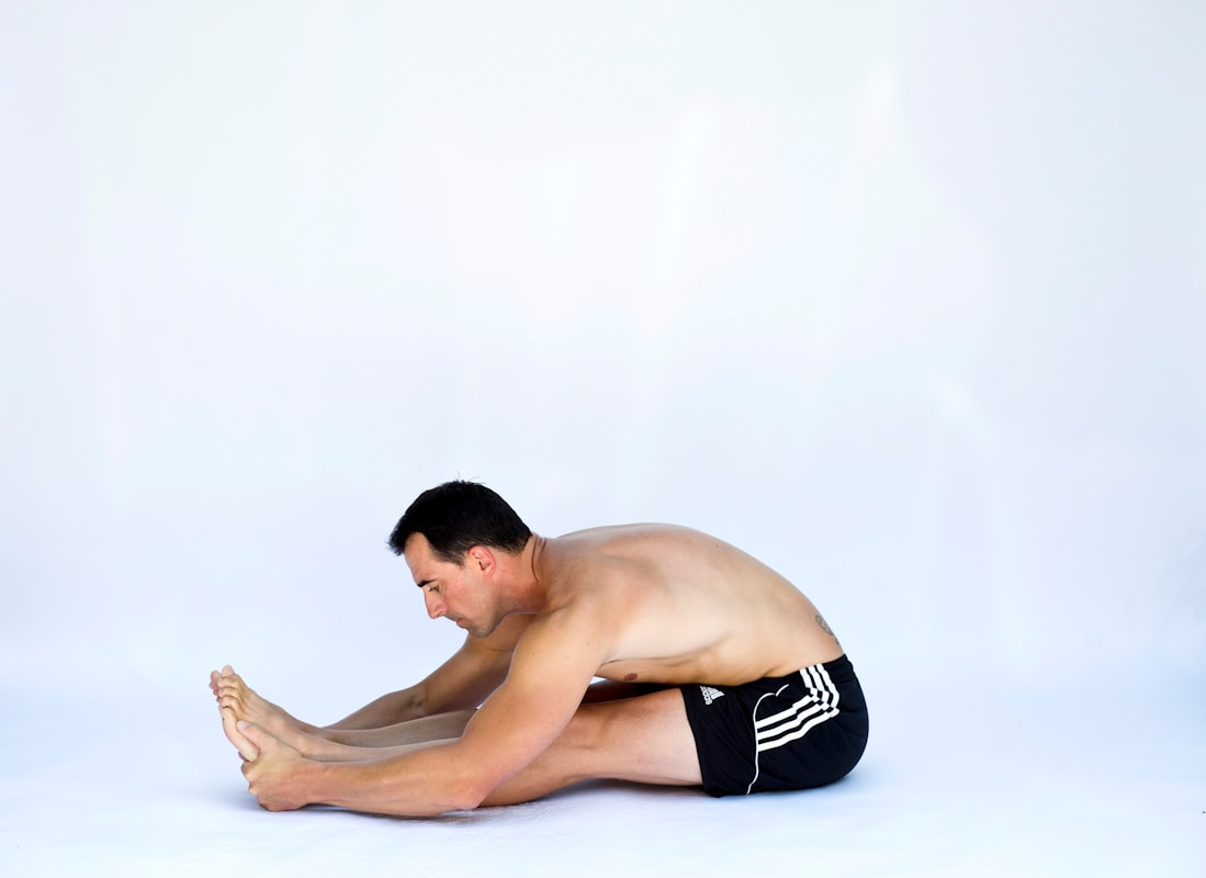 Arm circles dynamic stretching exercise
